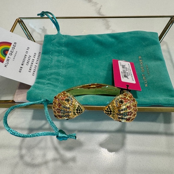 Kurt Geiger Eagle Head Hinged Bangle - Picture 12 of 13